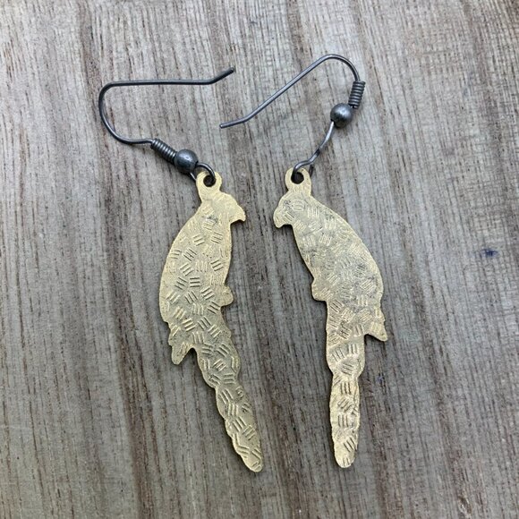 Cloisonne Parrot Vintage Multi Colored Gold Tone Dangling Earrings - Picture 5 of 6